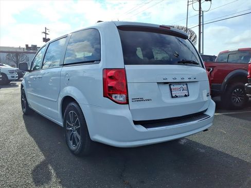 Used 2017 Dodge Grand Caravan GT image 20