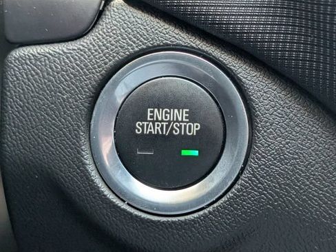 Used 2024 Chevrolet Equinox RS FWD image 28