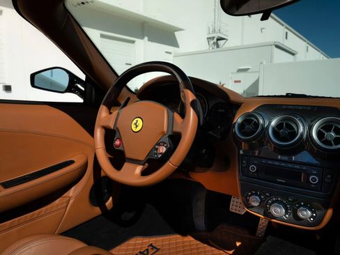 Used 2007 Ferrari F430 Spider image 80