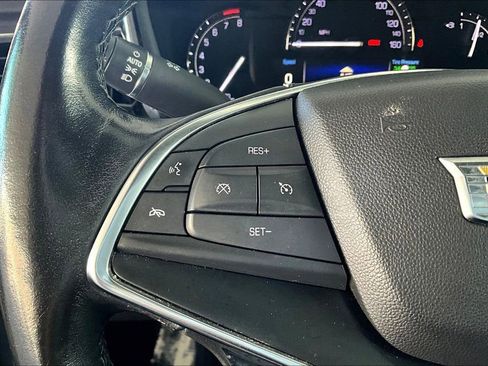 Used 2019 Cadillac XT5 Luxury AWD/4WD image 11
