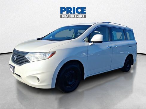 Used 2014 Nissan Quest S FWD image 2