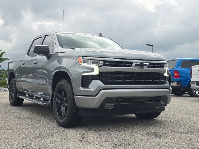 Used 2023 Chevrolet Silverado 1500 RST w/ Protection Package AWD/4WD image 7
