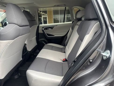 Used 2024 Toyota RAV4 XLE w/ Convenience Package image 19