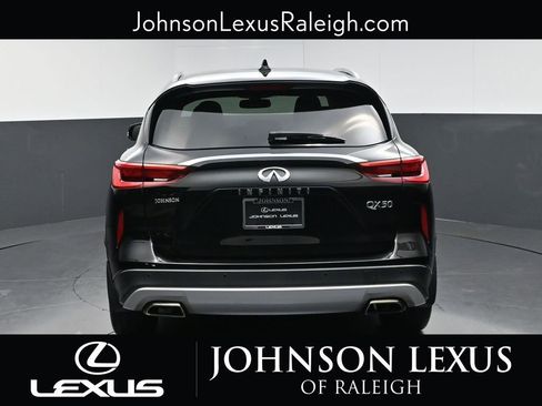 Used 2019 INFINITI QX50 Essential w/ Premium Heat Package AWD/4WD image 8
