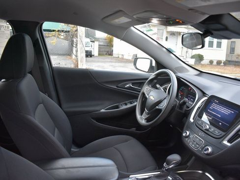 Used 2024 Chevrolet Malibu LT image 21