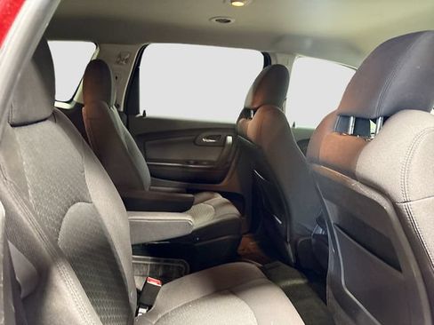 Used 2012 Chevrolet Traverse LT FWD image 18