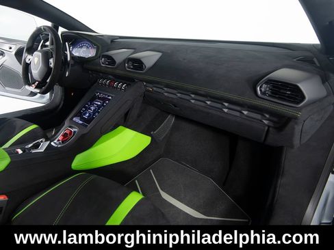 Used 2023 Lamborghini Huracan STO RWD image 27
