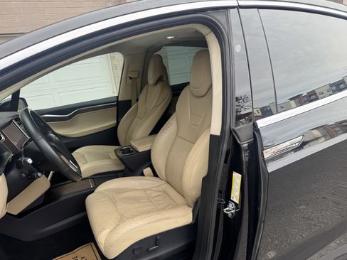Used 2017 Tesla Model X P100D image 19