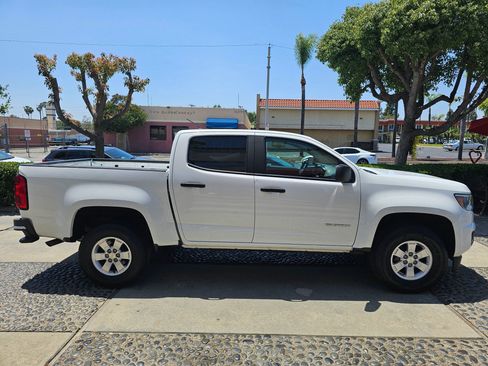 Used 2019 Chevrolet Colorado W/T w/ WT Convenience Package RWD image 4