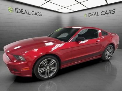 Used 2013 Ford Mustang Coupe w/ V6 Performance Pkg