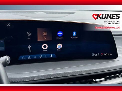 Used 2025 Cadillac XT4 Premium Luxury image 37