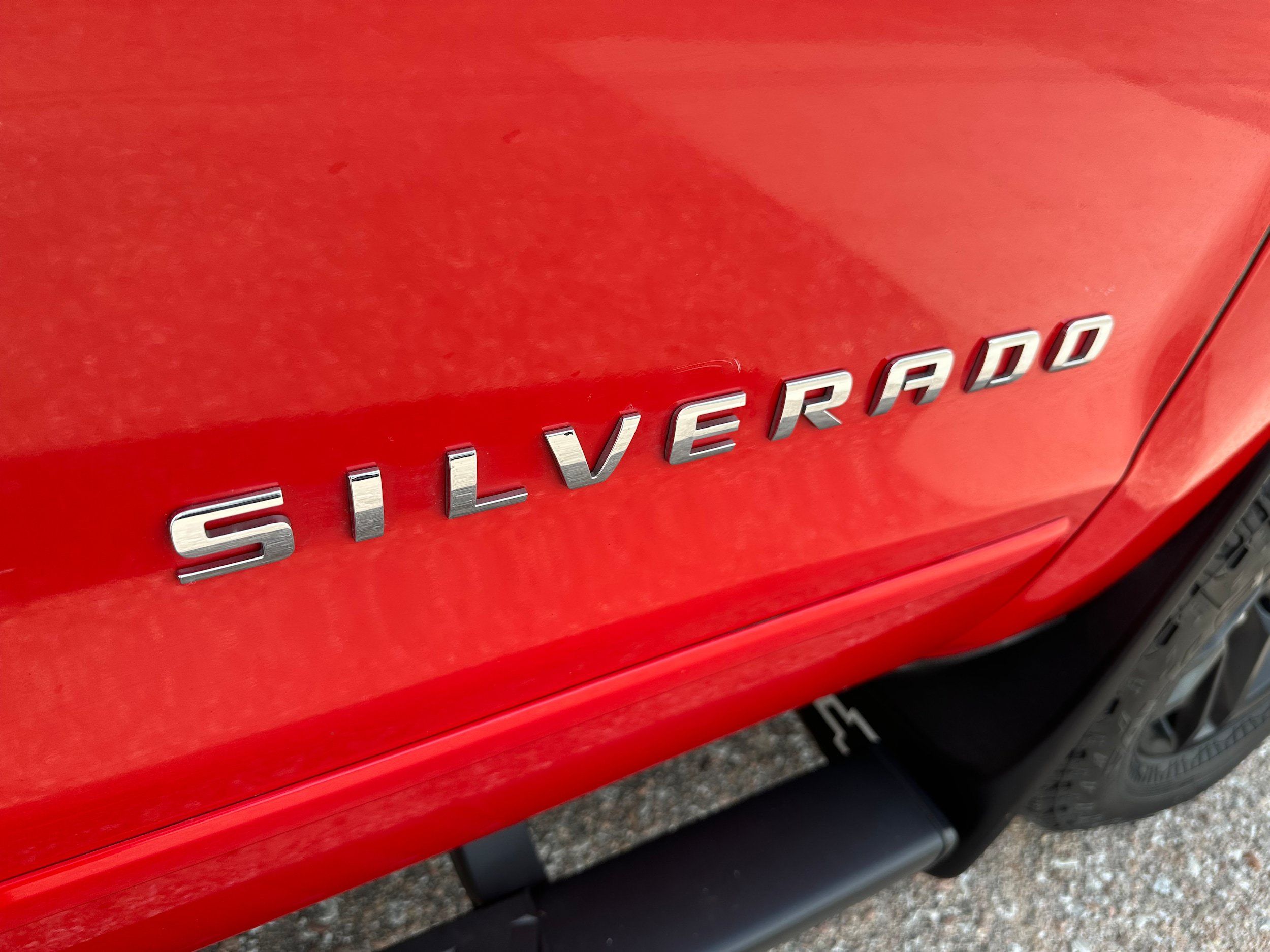 Used 2017 Chevrolet Silverado 1500 LT w/ All Star Edition AWD/4WD image 31