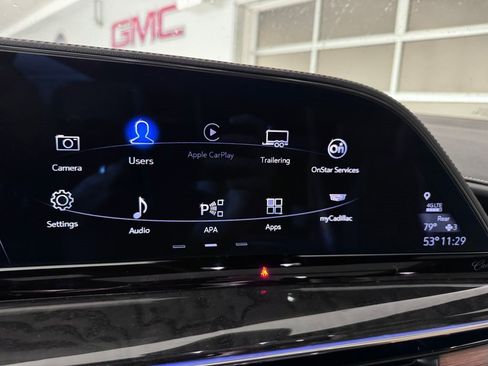 Certified 2023 Cadillac Escalade ESV Premium Luxury w/ Performance Package AWD/4WD image 16