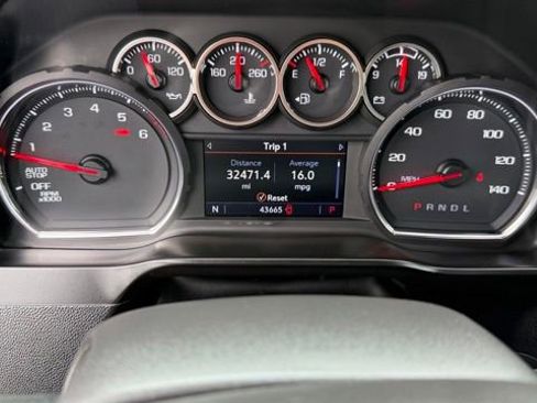 Used 2020 Chevrolet Silverado 1500 LT w/ All-Star Edition image 19