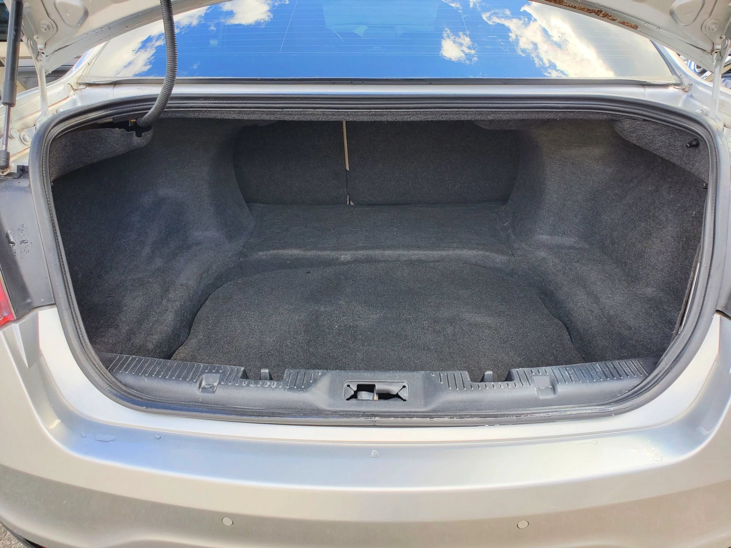 Used 2010 Ford Taurus SEL FWD image 50