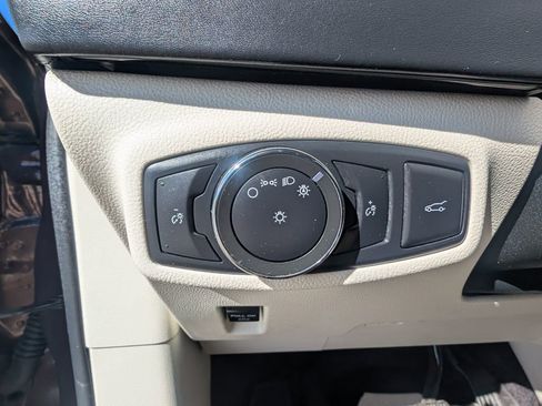 Used 2018 Lincoln MKC Black Label image 18