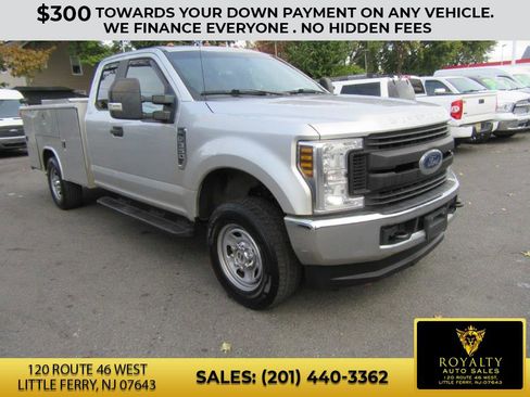 Used 2019 Ford F350 XL w/ XL Value Package image 7
