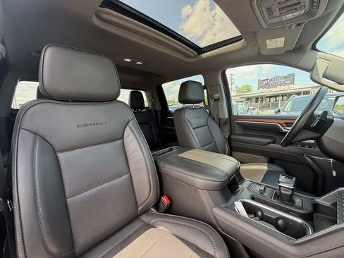 Used 2023 GMC Sierra 1500 Denali AWD/4WD image 24