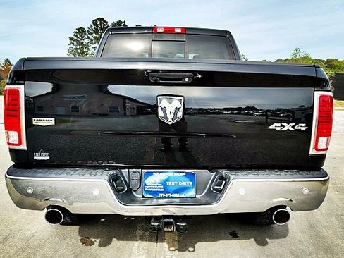 Used 2014 RAM 1500 Laramie w/ Convenience Group AWD/4WD image 8