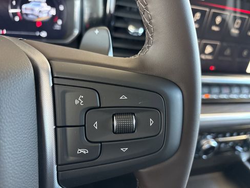 New 2026 GMC Sierra 1500 SLT AWD/4WD image 28