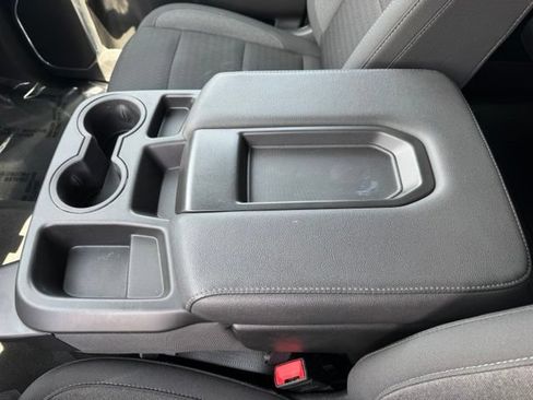 Used 2025 Chevrolet Silverado 2500 LT w/ Convenience Package AWD/4WD image 19