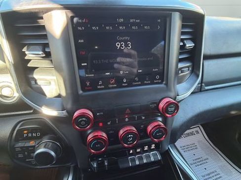 Used 2021 RAM 1500 Big Horn image 12