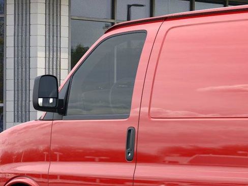 New 2026 Chevrolet Express 3500 RWD image 12