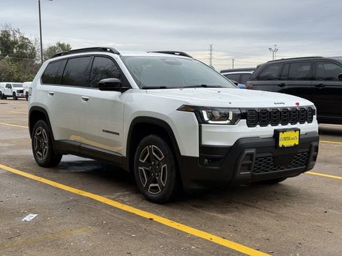 New 2026 Jeep Cherokee Laredo image 2