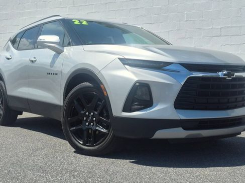 Used 2022 Chevrolet Blazer LT AWD/4WD image 2