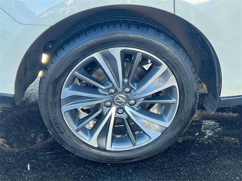 Used 2019 Acura MDX w/ Technology & Entertainment image 11