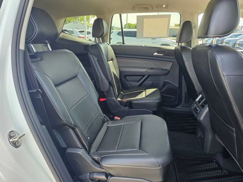 Certified 2023 Volkswagen Atlas SEL AWD/4WD image 13