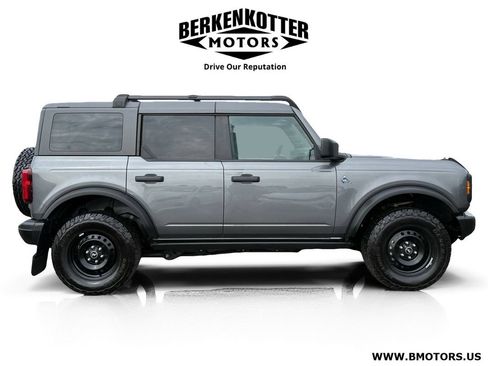 Used 2022 Ford Bronco Black Diamond AWD/4WD image 2