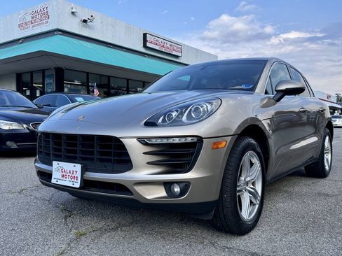 Used 2015 Porsche Macan S AWD/4WD image 1