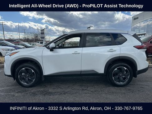 Used 2026 Nissan Rogue SV w/ SV Premium Package AWD/4WD image 8