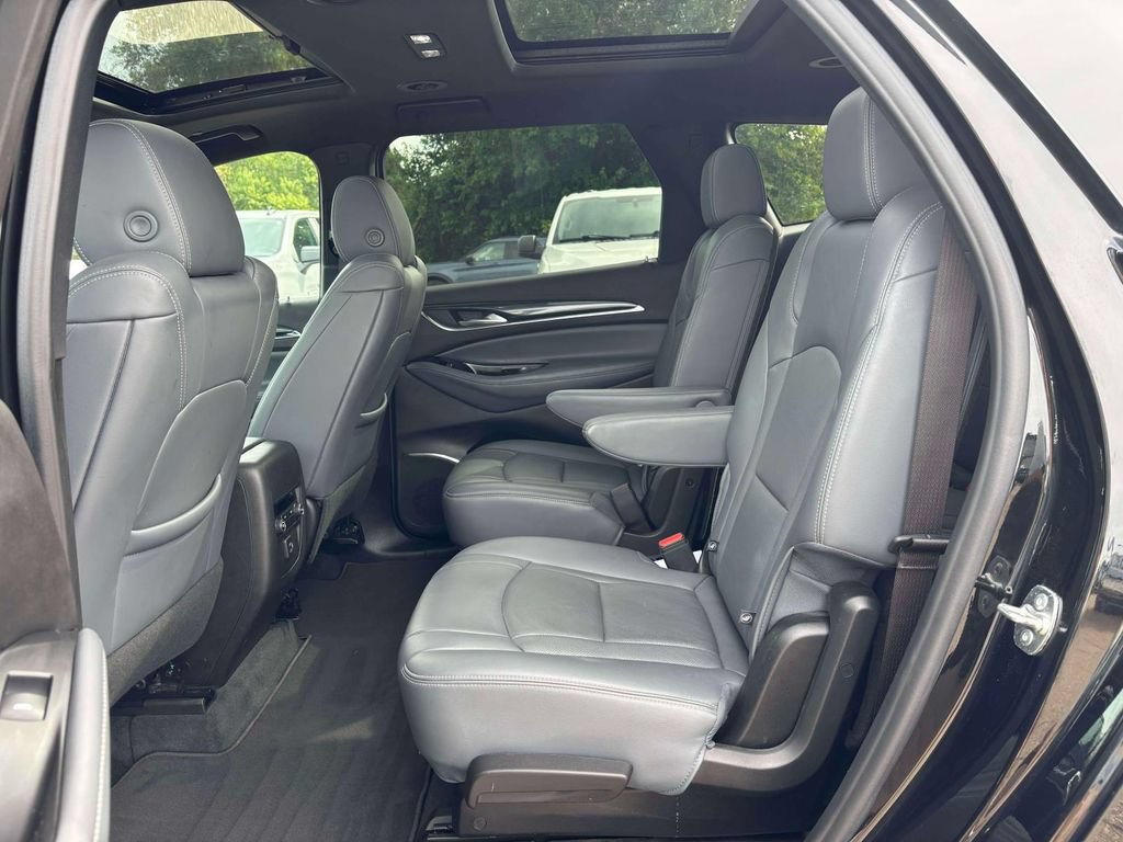 Used 2024 Buick Enclave Essence w/ Experience Buick Package AWD/4WD image 23