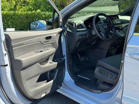 New 2026 Honda Odyssey Sport-L image 6