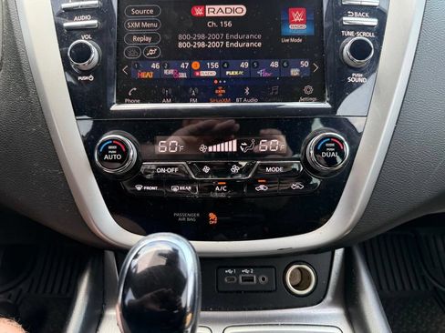 Used 2020 Nissan Murano SV FWD image 13