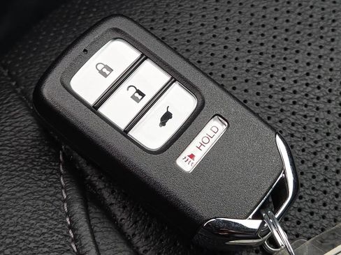 Used 2022 Honda HR-V EX-L image 32