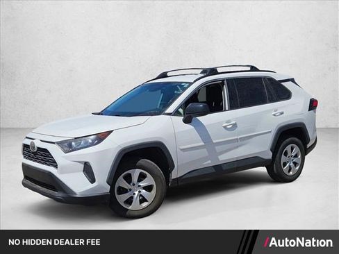 Used 2019 Toyota RAV4 LE w/ Carpet Mat Package FWD image 1