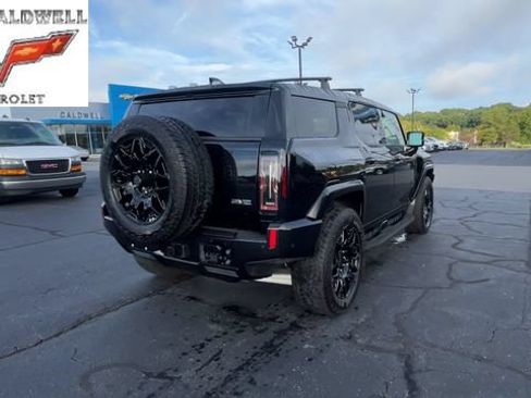 Used 2025 GMC Hummer EV 3X w/ LPO, Cargo Utility Package AWD/4WD image 8
