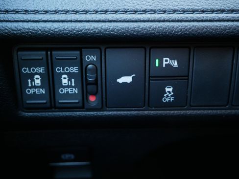 New 2026 Honda Odyssey Touring image 22