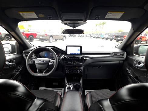 Used 2025 Ford Escape ST-Line image 20