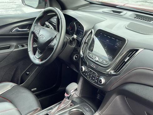 Used 2023 Chevrolet Equinox RS w/ RS Leather Package FWD image 15