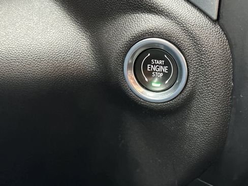 Used 2020 Chevrolet Silverado 1500 LT w/ Texas Edition image 23