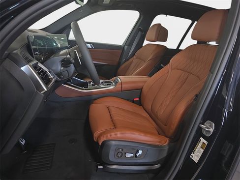 New 2026 BMW X5 sDrive40i image 10