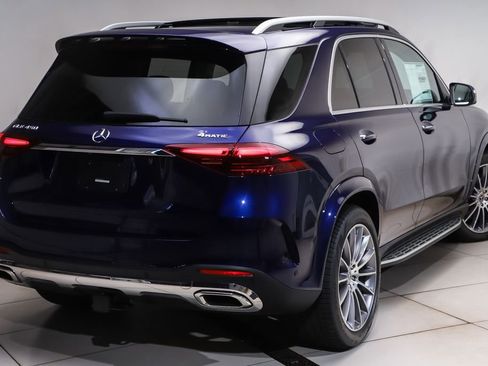 New 2026 Mercedes-Benz GLE 450 4MATIC image 3