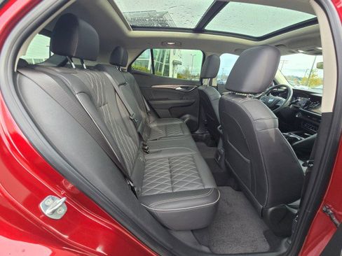 Used 2023 Buick Envision Avenir AWD/4WD image 15