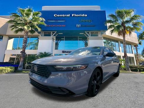 Used 2024 Honda Accord Sport image 9