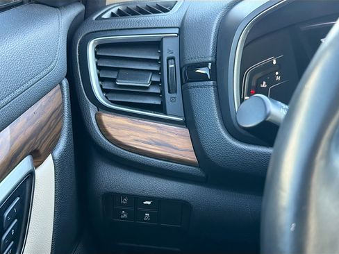 Used 2022 Honda CR-V Touring image 36