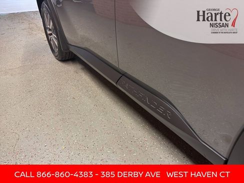 Certified 2023 Nissan Pathfinder SL image 43